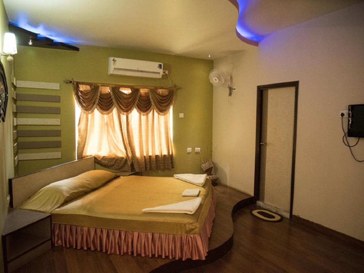 Hotel Sunshine Baharampur Εξωτερικό φωτογραφία